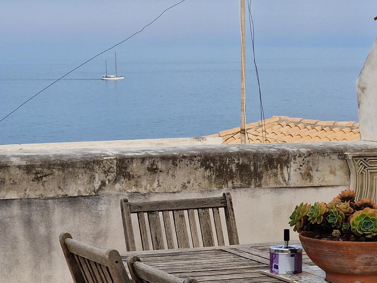 Sea-View Terrace & Bikes Moon Ortigia Holiday Home Syracuse Exteriér fotografie