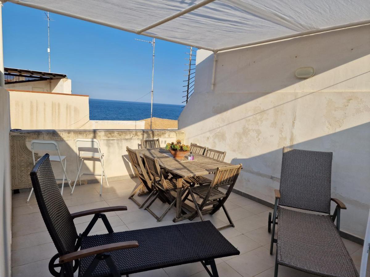 Sea-View Terrace & Bikes Moon Ortigia Holiday Home Syracuse Exteriér fotografie